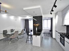 Luxury Apartment, 2 bedrooms and 1 living room in Avan、エレバンのバケーションレンタル