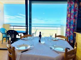 Studio lumineux face mer à Cayeux sur mer, pet-friendly hotel in Cayeux-sur-Mer