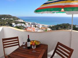 SALEMA - Amazing View Apartment: Salema'da bir daire