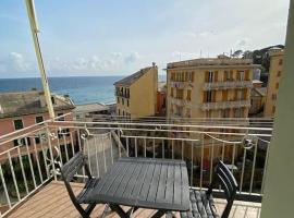Appartamento a Sturla Beach CITRA 010025-LT-2437, hotel in Genova