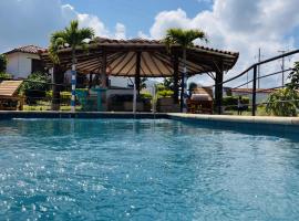 Hermoso Glamping Ibiza, hotel v destinaci Barichara