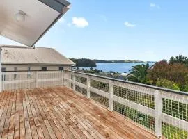 Crystal Clear - Snells Beach Holiday Home