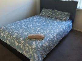 Home stay, holiday rental in Wyndham Vale