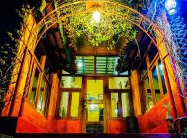 Resort Raktokorobi Karugram - Escape to Green Stay with Soul