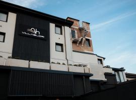 Ah Villaglori Boutique Apartments, khách sạn ở Brescia