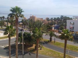 Apartamento Roquetas playa con WIFI, boende vid stranden i Roquetas de Mar