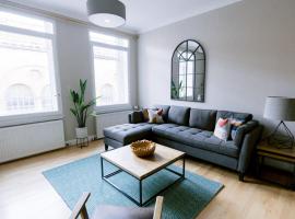 Pass the Keys Stunning Flat Next to Central Station with Parking, hotel with parking in Glasgow