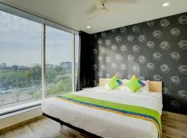 Treebo Grand Lotus - 3 km from Textile Market