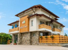 Villa Pino, hotel a Velingrad