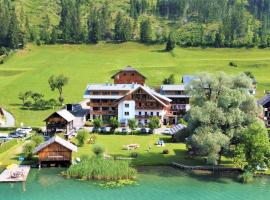 Ferienhof Neusacher Moser, hotel v destinaci Weissensee