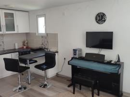 Studio Centar, rental liburan di Petrovac