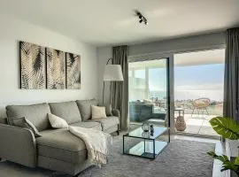 Via Celere 2332 Luxury Sea View Apartment