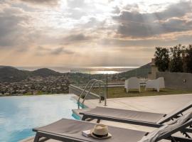 Luxurious 4bd Villa with outstanding view – hotel w mieście Anavissos