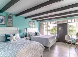 201 Little Harbor Inn