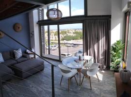 Whale Tails Beach Holiday, apartment in Kleinmond