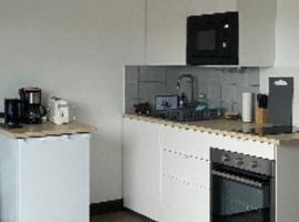 Joli studio centre-ville Vendôme, hotel v destinaci Vendome