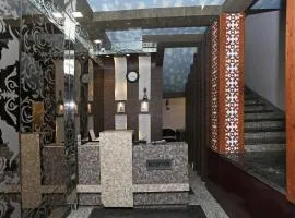 Kamat Inn