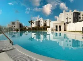 Mara's Apartments Higuerón West - Garden Villa - 246 m2 of Private Terrace & Garden - Like a House