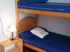 Albergue Armaia Artepea, Hotel mit Parkplatz in Urzainqui