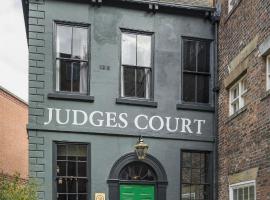 Judges Court: York'ta bir konukevi