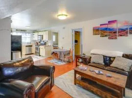 Cozy Apartment in Fairbanks about 2 Mi to Downtown!