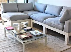 New Spacious 1 Bedroom Apartment Rosebery