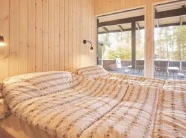 Holiday home Aakirkeby II, παραλιακή κατοικία σε Vester Sømarken