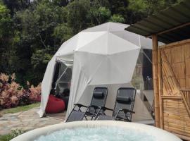 Colibamboo Domo Glamping, pet-friendly hotel in Pacho