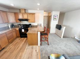 Apartment in Teton Ski Retreat, hotel em Driggs