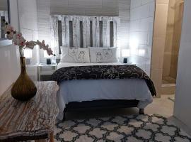 Phoenix, Langenhovenpark, Bfn near Inibos parkrun., място за настаняване на самообслужване в Блоемфонтейн