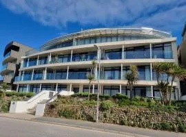 Fistral Pearl