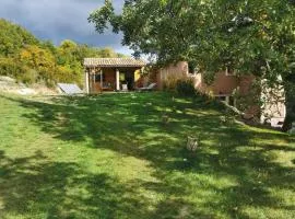 La Peyregoune, logement en pleine nature et table d'hôtes