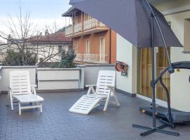 Nice Apartment In Petrignano Bivio With Kitchen، فندق رخيص في Casette