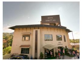 Hotel Lalit inn, hotell i Khandala i Lonavala