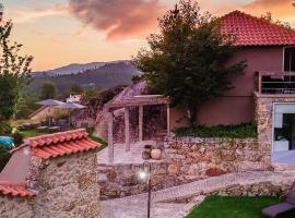 Casas Encosta do Penedo - Casa da Cerejeira, Casa Oliveira, Casa Sobreiro