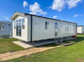 Lovely 8 Berth Caravan For Hire At Barmston Beach Holiday Park Ref 62002o、Lundのバケーションレンタル