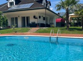 Villa Mariel Lago Maggiore luxury Suite & Wellness, guest house in Gravellona Toce