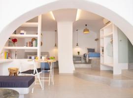 Traditional Arch House Paros, cheap hotel in Márpissa