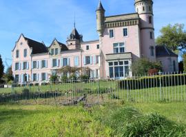 Château de Villeneuve - Montolieu – hotel w mieście Montolieu