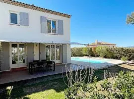 Golf de Pont Royal Villa des Alpilles climatisée 3 chambres Piscine chauffée Parking et Garage