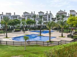 La Torre Golf Resort รีสอร์ทในRoldán