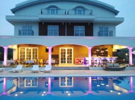 Sarban Hotel, хотел в Фетие