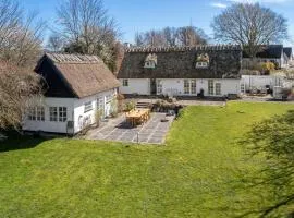 Lovely Home In Stege With Wifi