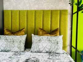 Modern studio apartments, place to stay in Secunda