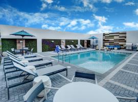 TownePlace Suites โดยสนามบิน Marriott Miami, отеляомсропортоммежнародныйыйропорортмами - mia