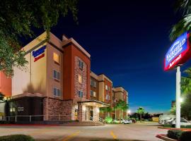 Fairfield Inn & Suites Houston Hobby Airport, hotel poblíž Letiště Williama P Hobbyho - HOU, Houston