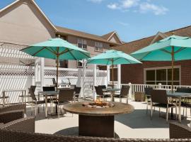 Residence Inn Canton, hotel North Cantonban