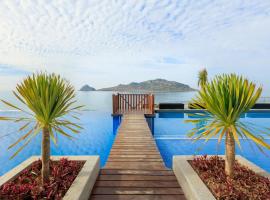 Courtyard by Marriott Mazatlan Beach Resort, hotel en Mazatlán