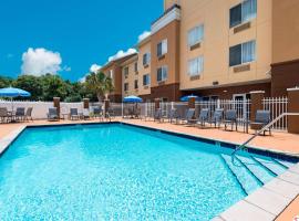 Fairfield Inn & Suites Marianna, hotel v destinaci Marianna