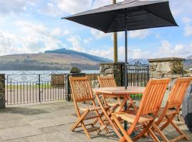 Castleview West, holiday home in Lochearnhead